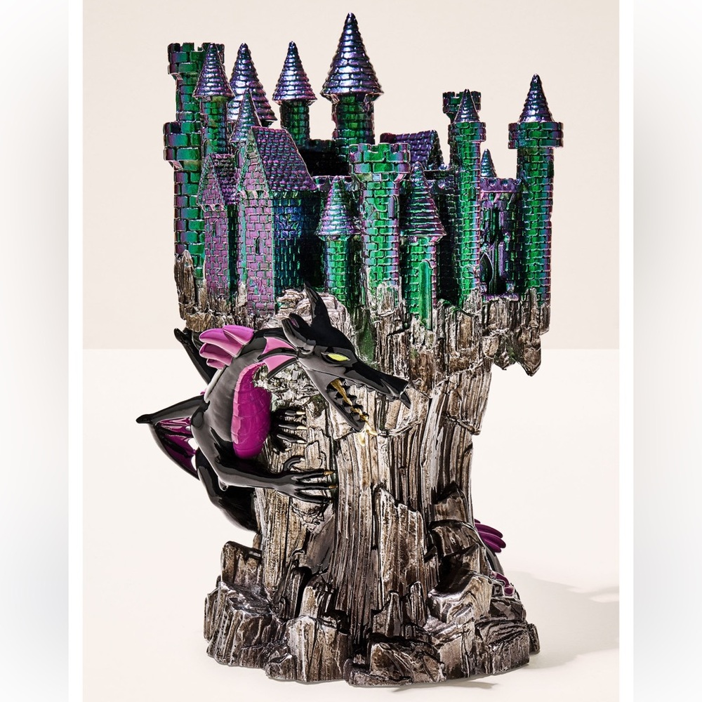 Maleficent Dragon Castle Pedestal NIB